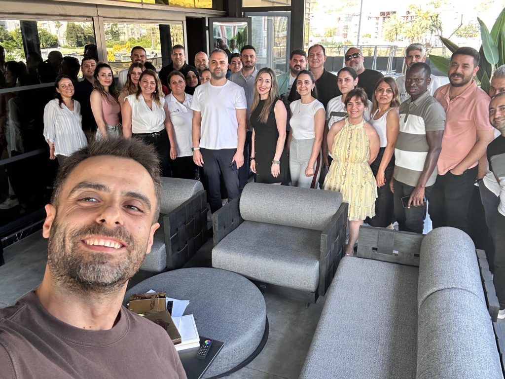 Crt Holding’te Bayramlaşma